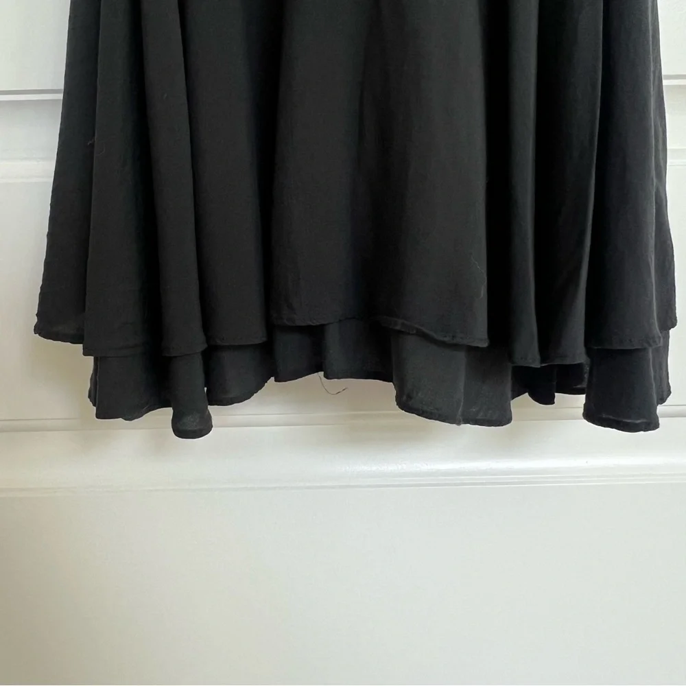 UO Women’s Kimchi Blue Fit and Flare Strappy Back Black Mini Cocktail Dress